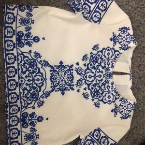 Blue and white floral top